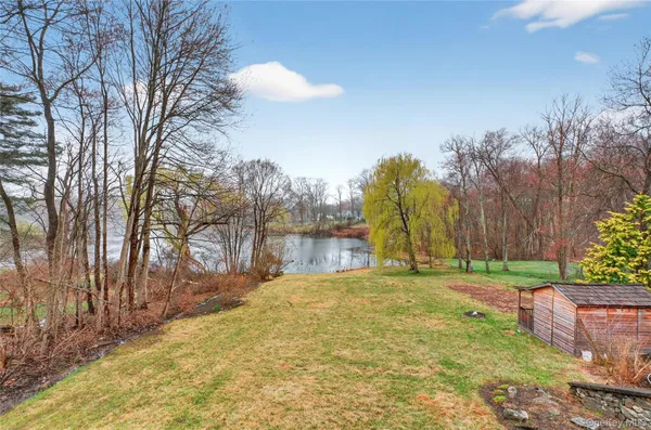 $774,999 | 43 Woodbine Drive, Mahopac, NY 10541