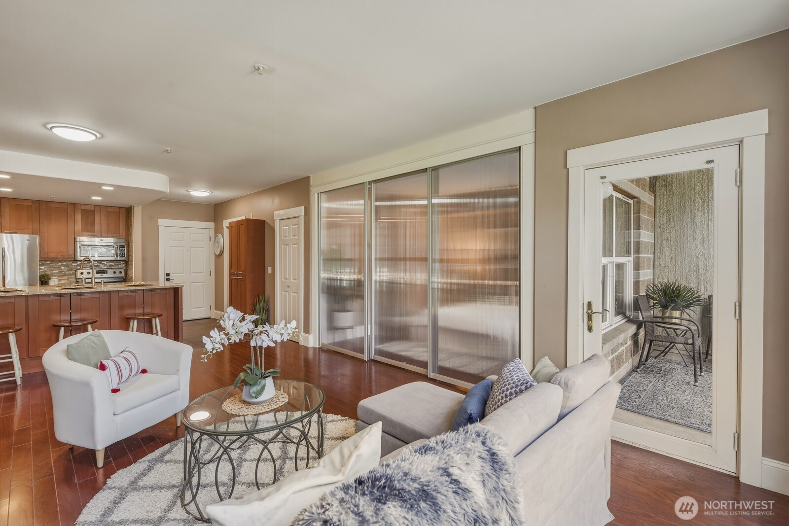 3221 Southwest Avalon Way, Unit 201 Seattle, WA 98126 - Photo 3 of 35