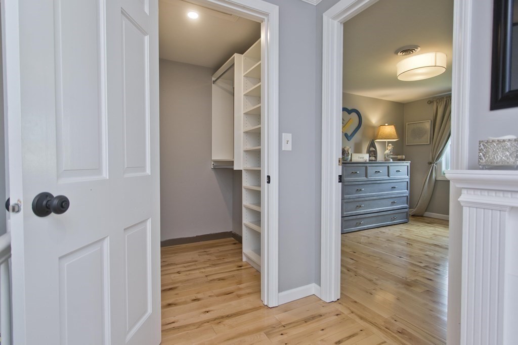 916 South East Street Amherst, MA 01002 - Photo 24 of 42