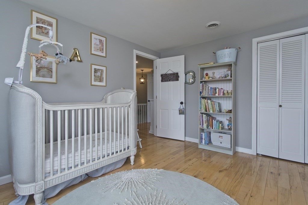 916 South East Street Amherst, MA 01002 - Photo 28 of 42
