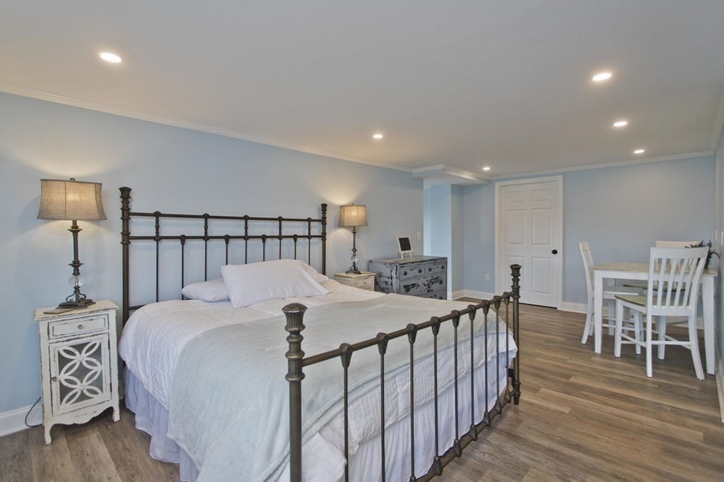 916 South East Street Amherst, MA 01002 - Photo 39 of 42