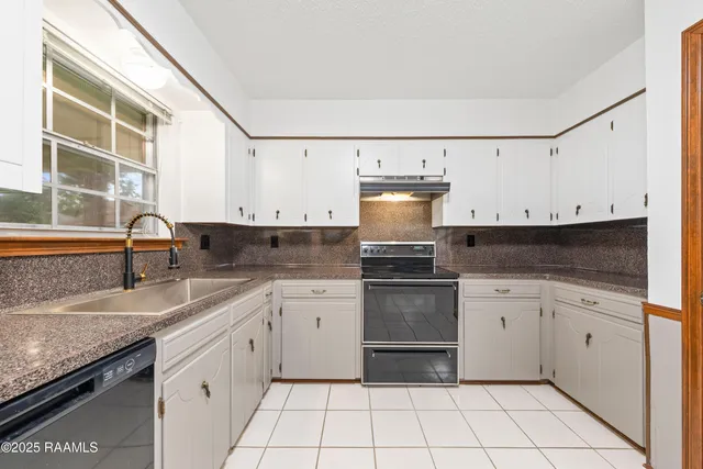 $234,000 | 102 Wisteria Drive, Lafayette, LA 70506