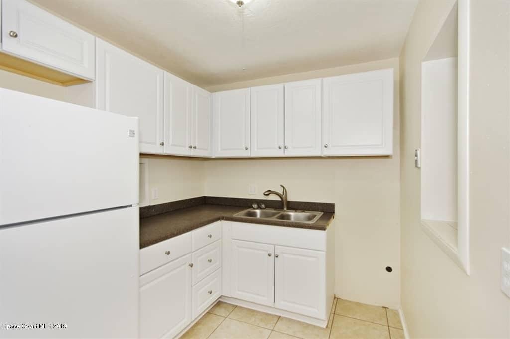 2146 Nottingham Road Melbourne, FL 32935 - Photo 2 of 11 ISib8hpgswnbsx1000000000