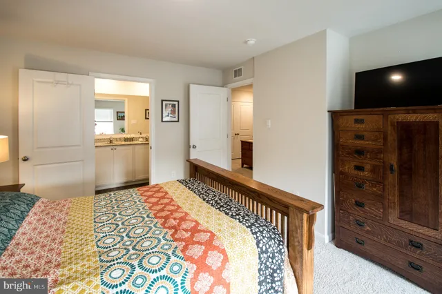 $265,500 | 345 Maple Run Drive, York, PA 17404