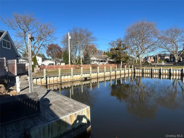 $8,500 | 183 Tahlulah Lane, West Islip, NY 11795