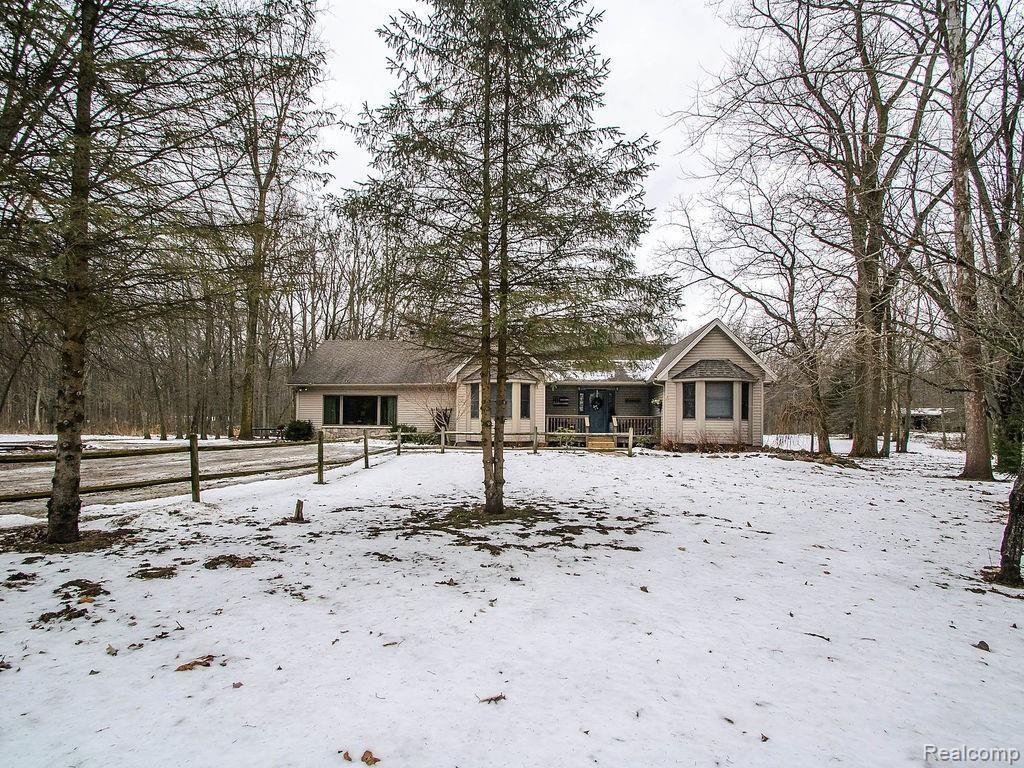 42856 Willis Road Belleville, MI 48111 - Photo 2 of 53 001_49.jpg