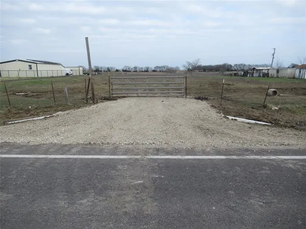 $255,000 | 36 South Caddo Mills, Caddo Mills, TX 75135