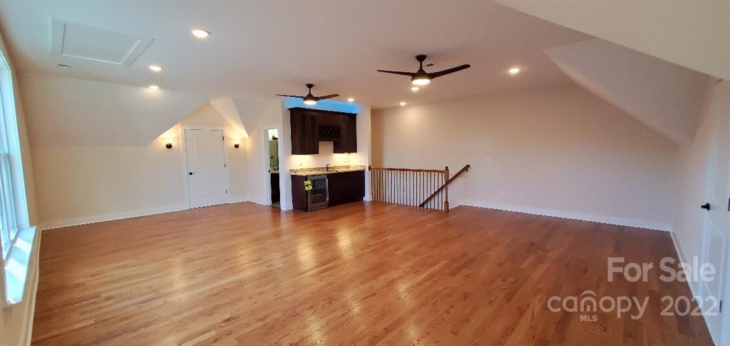 5203 Valley Stream Road Charlotte, NC 28209 - Photo 3 of 22 Gallery Image 3