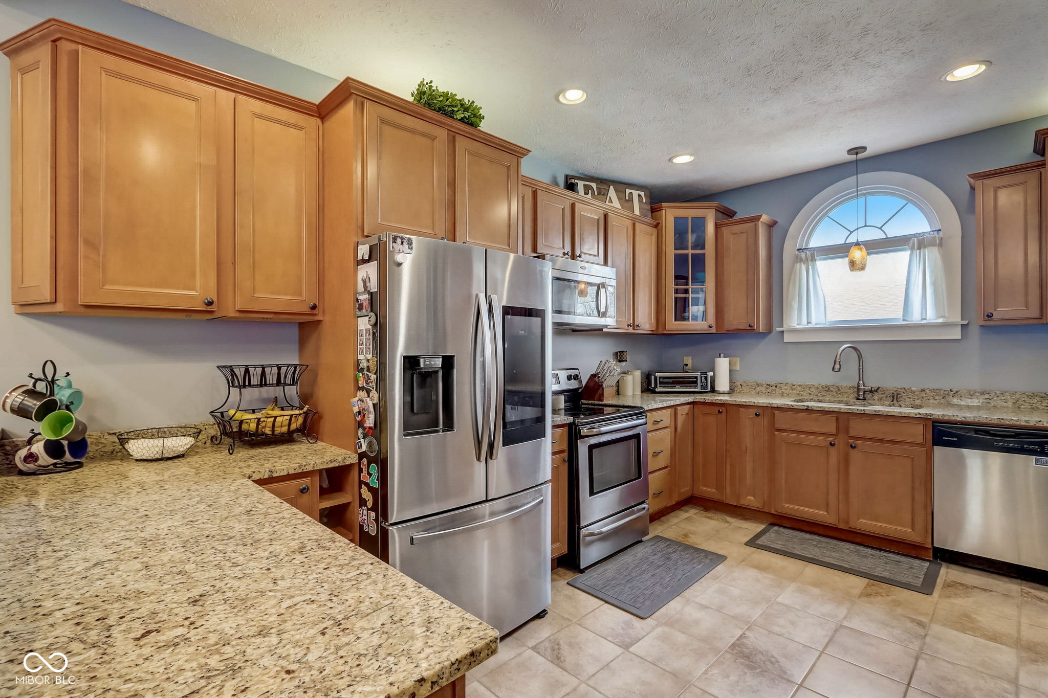 2332 Central Avenue Indianapolis, IN 46205 - Photo 18 of 66