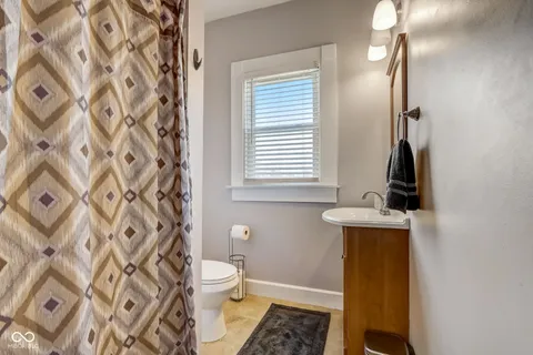 $399,900 | 2332 Central Avenue, Indianapolis, IN 46205