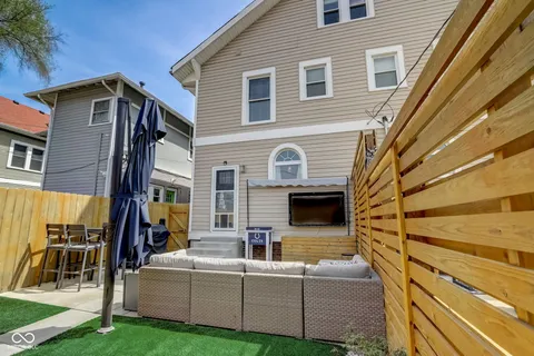 $399,900 | 2332 Central Avenue, Indianapolis, IN 46205