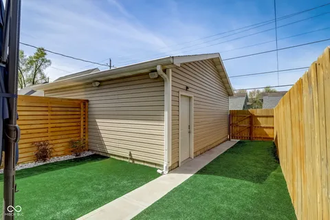 $399,900 | 2332 Central Avenue, Indianapolis, IN 46205