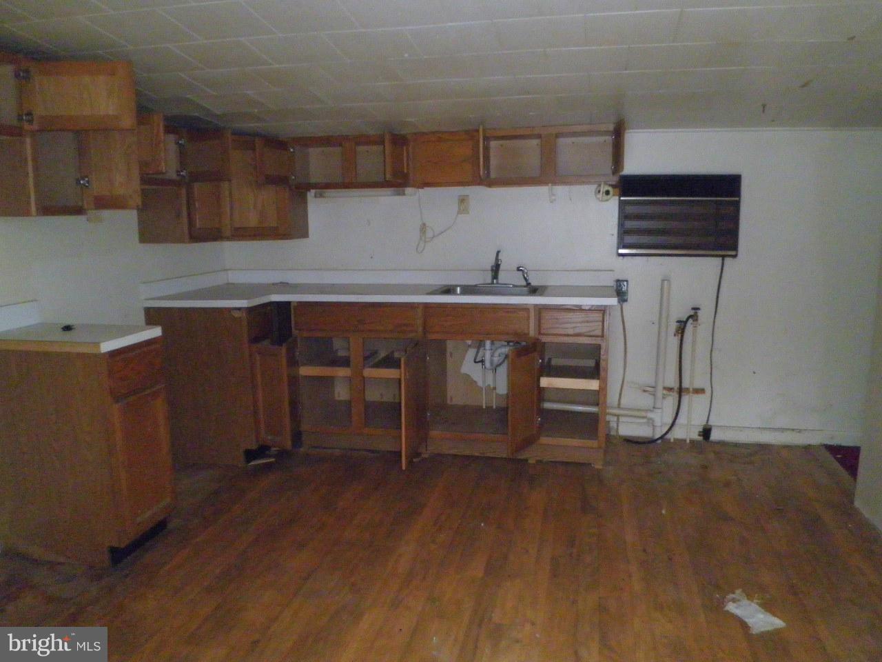 9725 Hall Road Frederick, MD 21701 - Photo 5 of 10 Kitchen