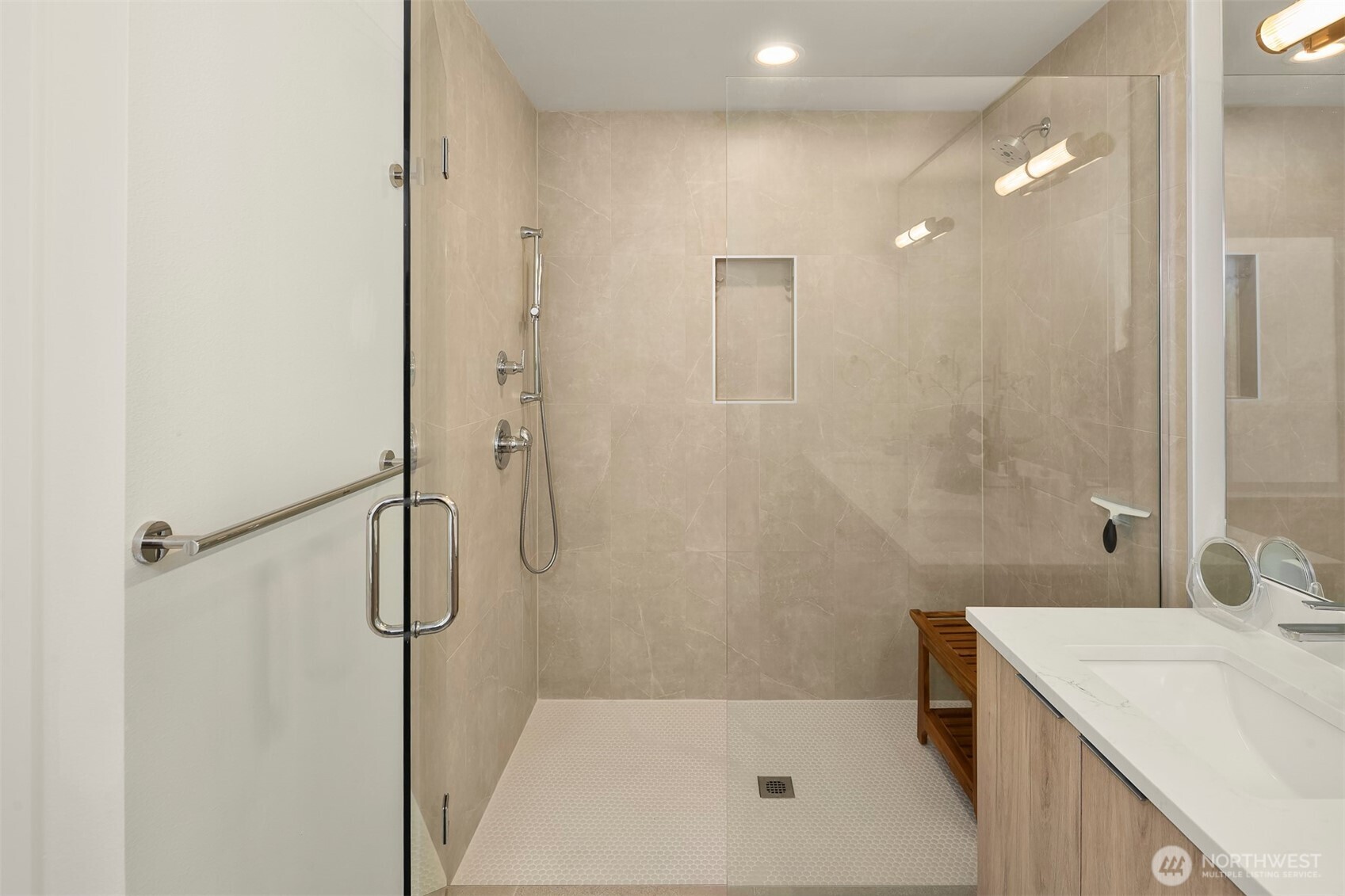 4104 Leary Way Northwest Seattle, WA 98107 - Photo 20 of 34