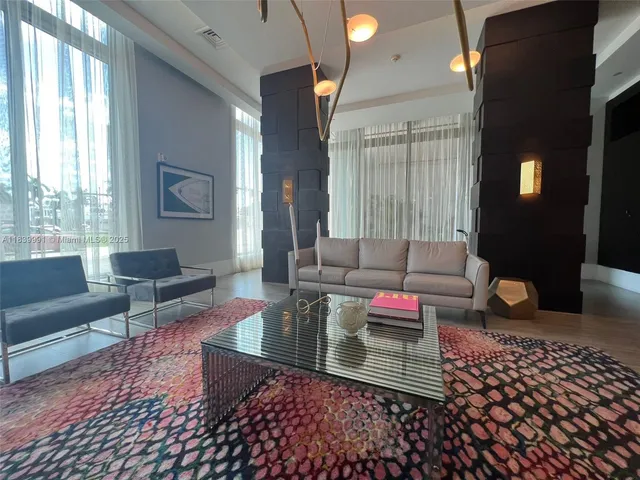 $265,000 | 140 South Dixie Highway, Unit 708, Hollywood, FL 33020