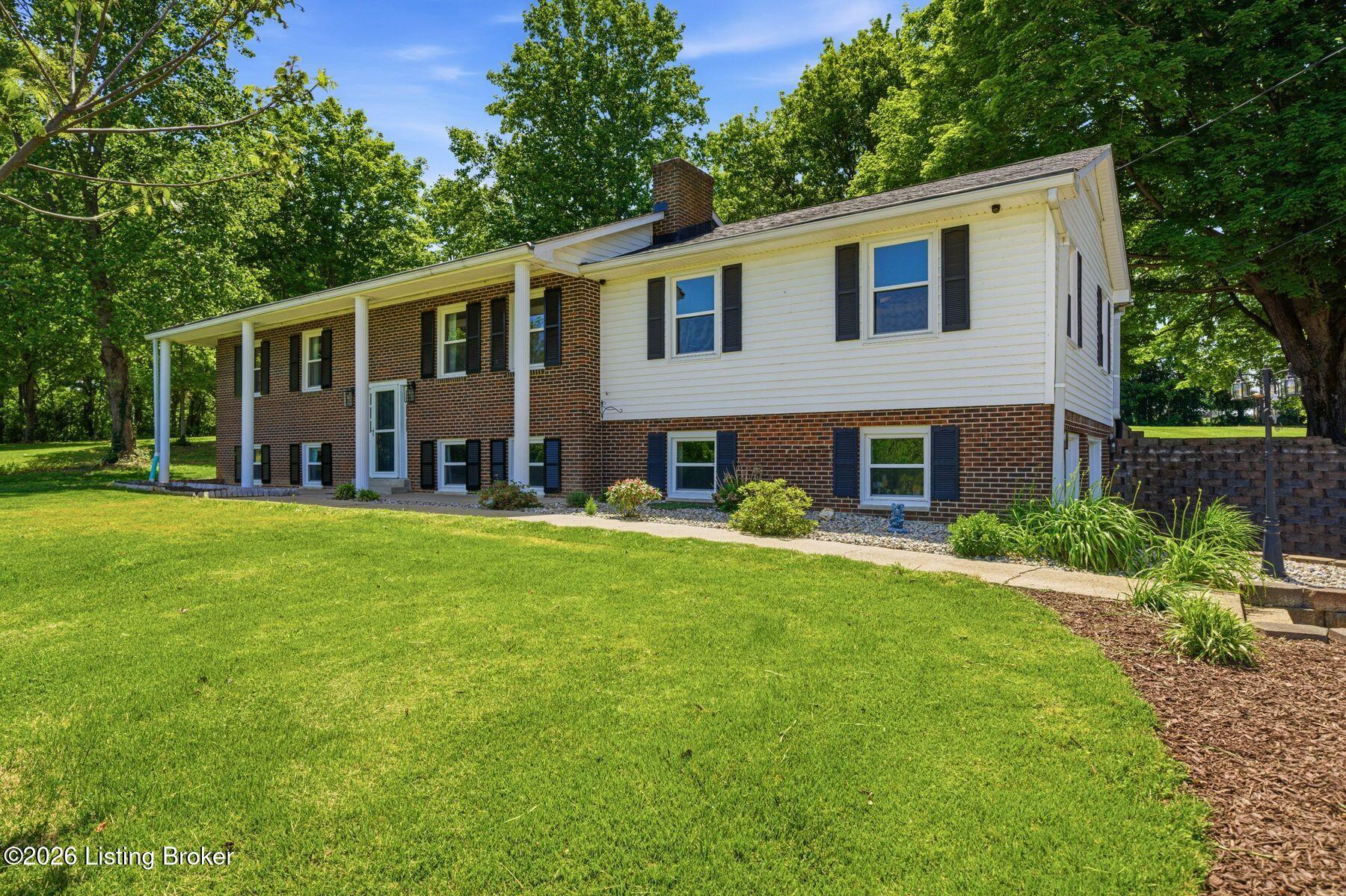 655 Bridgeport Road Frankfort, KY 40601 - Photo 1 of 56 photo_online_042