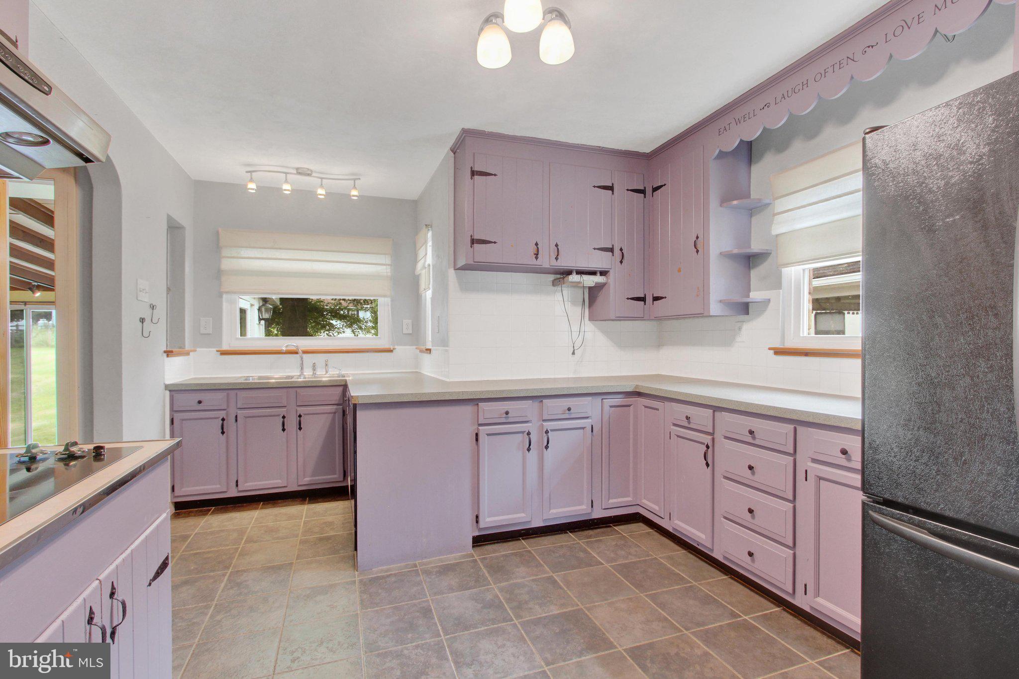 13038 Welty Road Waynesboro, PA 17268 - Photo 8 of 30 Kitchen