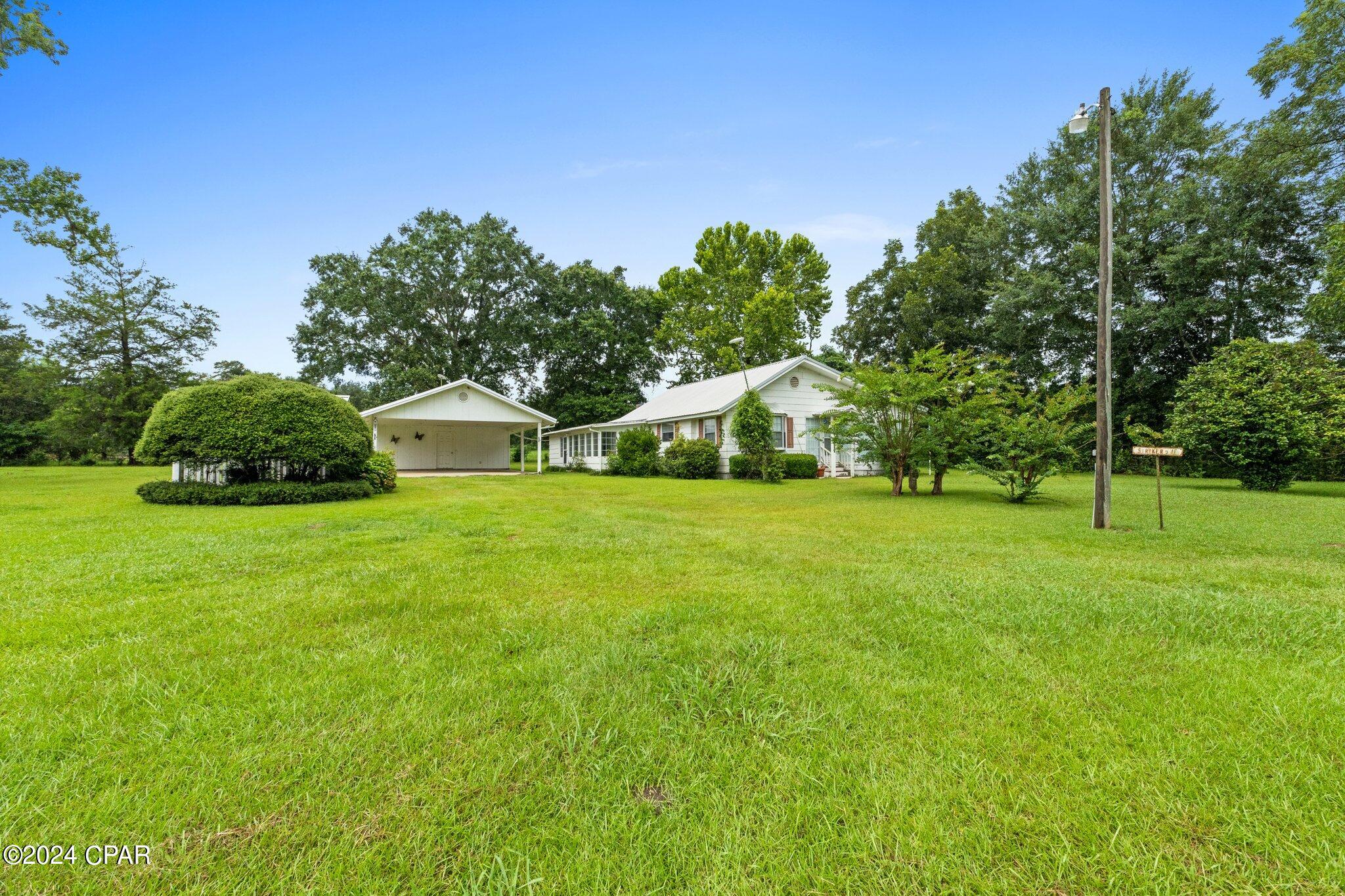 1986 Porter Road Cottondale, FL 32431 - Photo 2 of 61