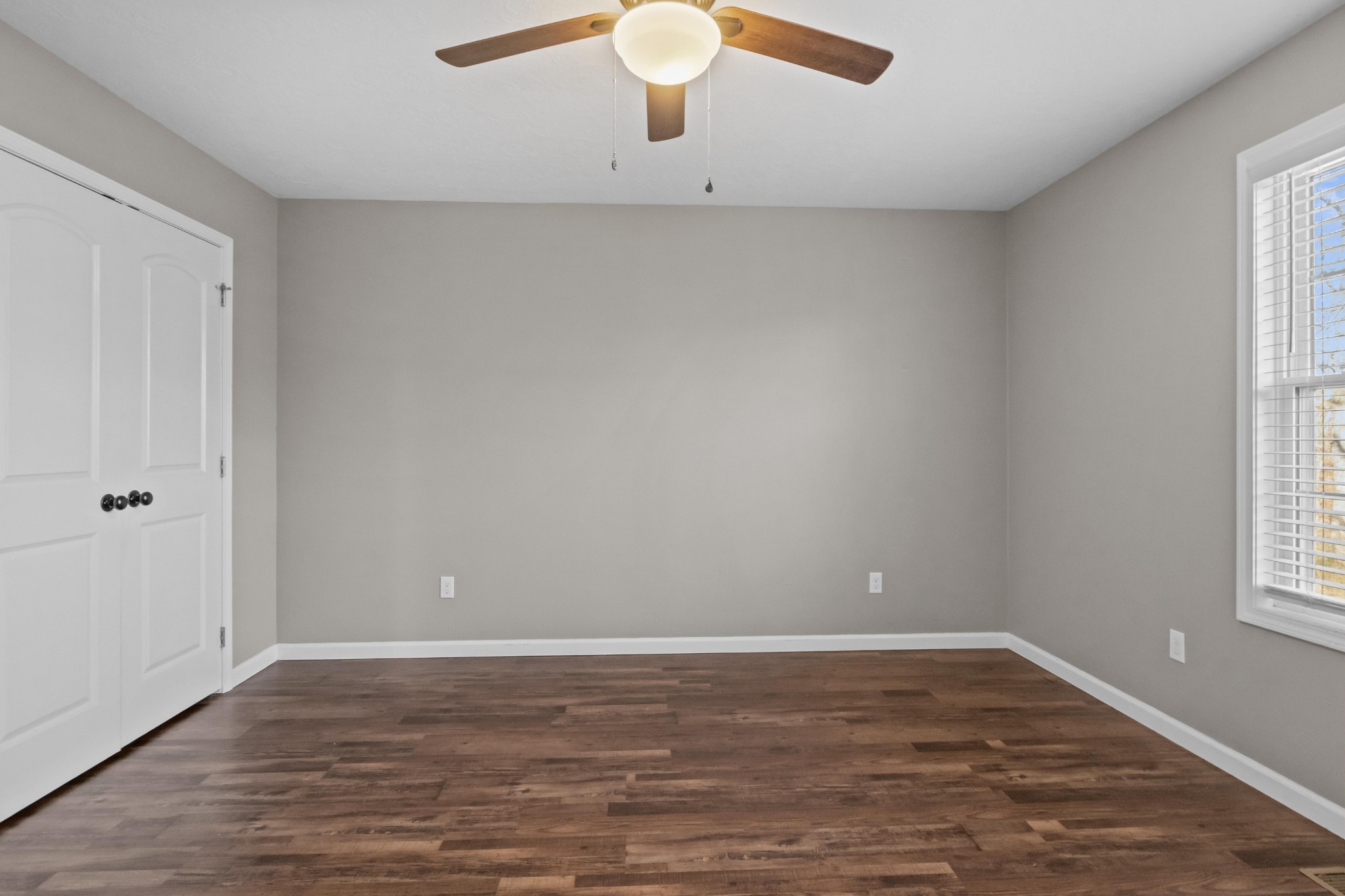 358 Able Street Big Sandy, TN 38221 - Photo 22 of 31 a view of a livingroom with wooden floor
