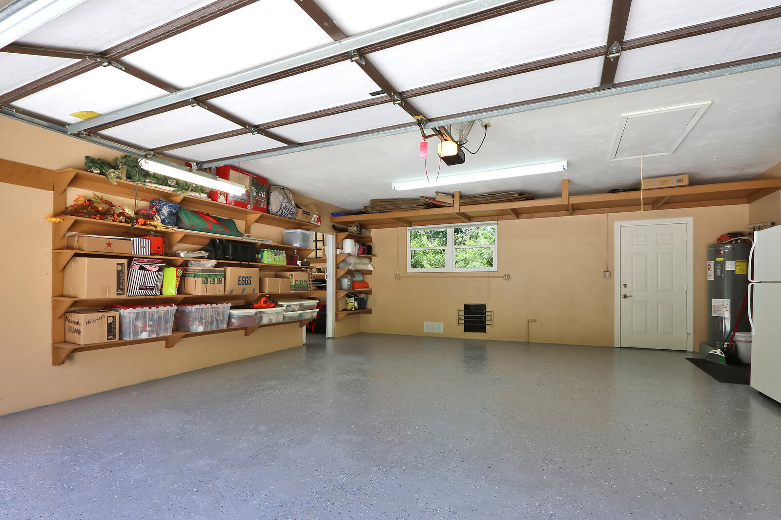 15094 Alexander Run Jupiter, FL 33478 - Photo 38 of 70 2 car attached garage