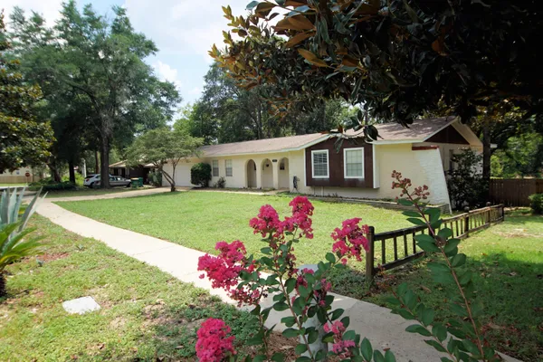 $399,000 | 1016 Pine Lake Drive, Niceville, FL 32578