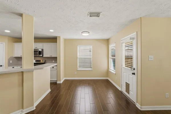 $2,300 | 11506 Harbour Lake Court, Humble, TX 77396