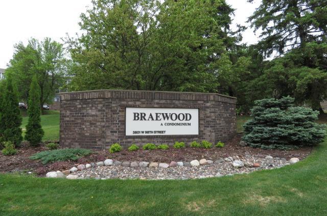 3801 West 98th Street, Unit 402 Bloomington, MN 55431 - Photo 3 of 23