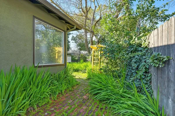 $985,000 | 4033 Cayente Way, Sacramento, CA 95864