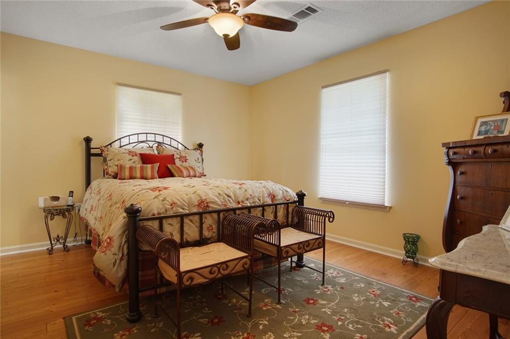 1920 Labarre Street Mandeville, LA 70448 - Photo 11 of 18 Gallery Image 11