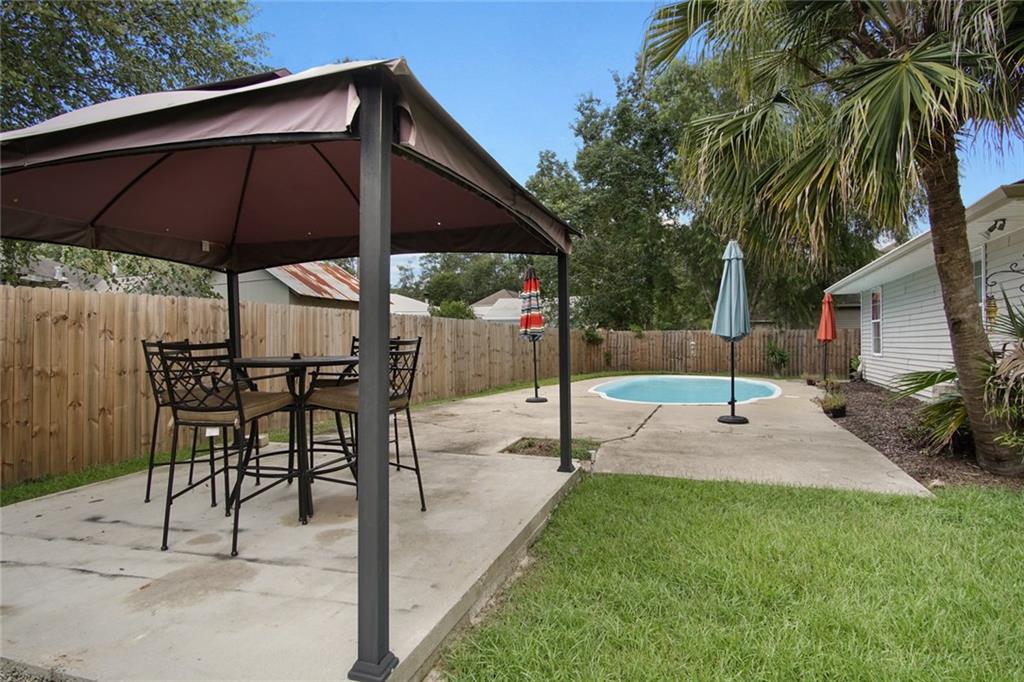 1920 Labarre Street Mandeville, LA 70448 - Photo 17 of 18 Gallery Image 17