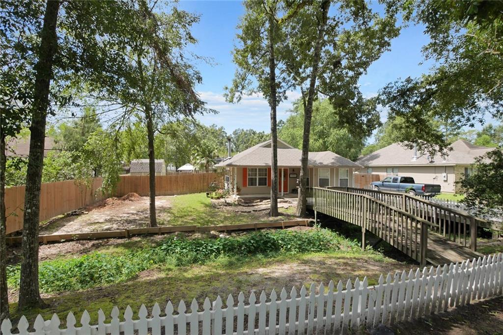 1920 Labarre Street Mandeville, LA 70448 - Photo 18 of 18 Gallery Image 18