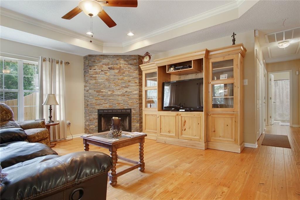 1920 Labarre Street Mandeville, LA 70448 - Photo 3 of 18 Gallery Image 3