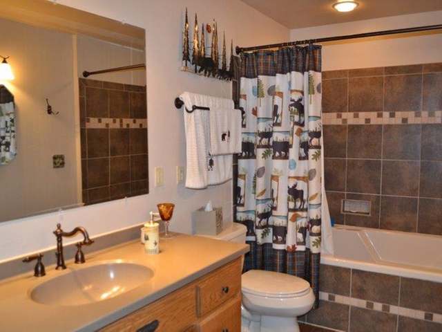 5271 South Pine Lake Lane Rhinelander, WI 54501 - Photo 9 of 20 Gallery Image 9