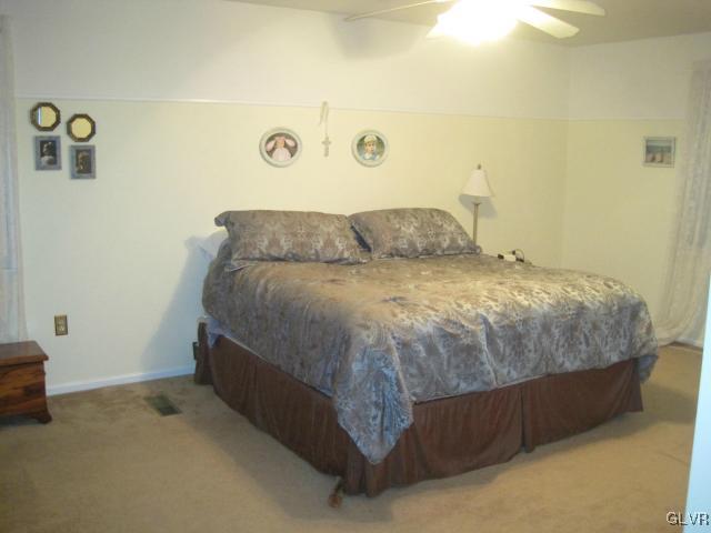 4067 Wedgewood Road Allentown, PA 18104 - Photo 8 of 16 Master Bedroom