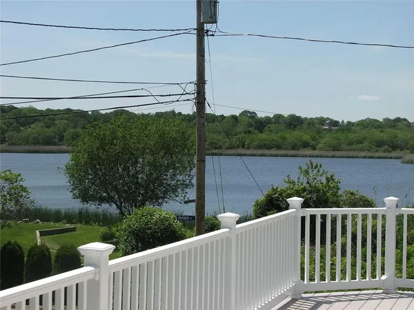 $4,400 | 10 Burbank Avenue, Narragansett, RI 02882