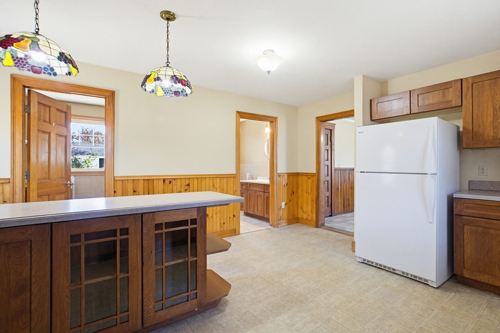 298 Providence Road Northbridge, MA 01588 - Photo 5 of 42