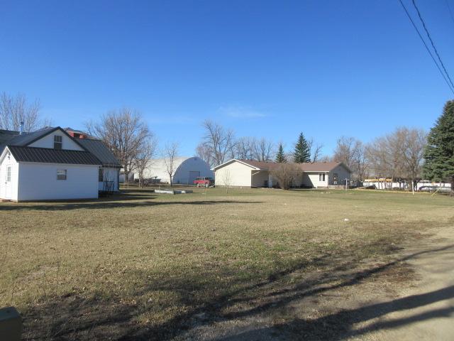 275 3rd Street Minto, ND 58261 - Photo 2 of 5