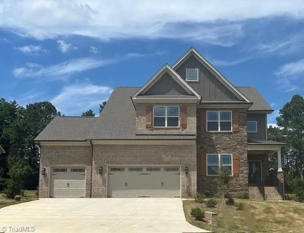 $699,990 | 7890 Maple Pond Drive, Oak Ridge, NC 27310