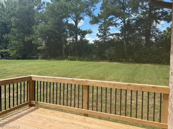 $699,990 | 7890 Maple Pond Drive, Oak Ridge, NC 27310