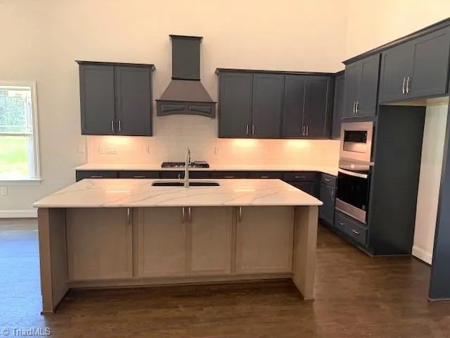 $699,990 | 7890 Maple Pond Drive, Oak Ridge, NC 27310