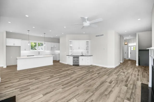 $895,000 | 70830 Baldwin Landing Drive, Union, MI 49130