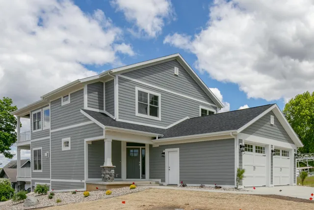 $895,000 | 70830 Baldwin Landing Drive, Union, MI 49130