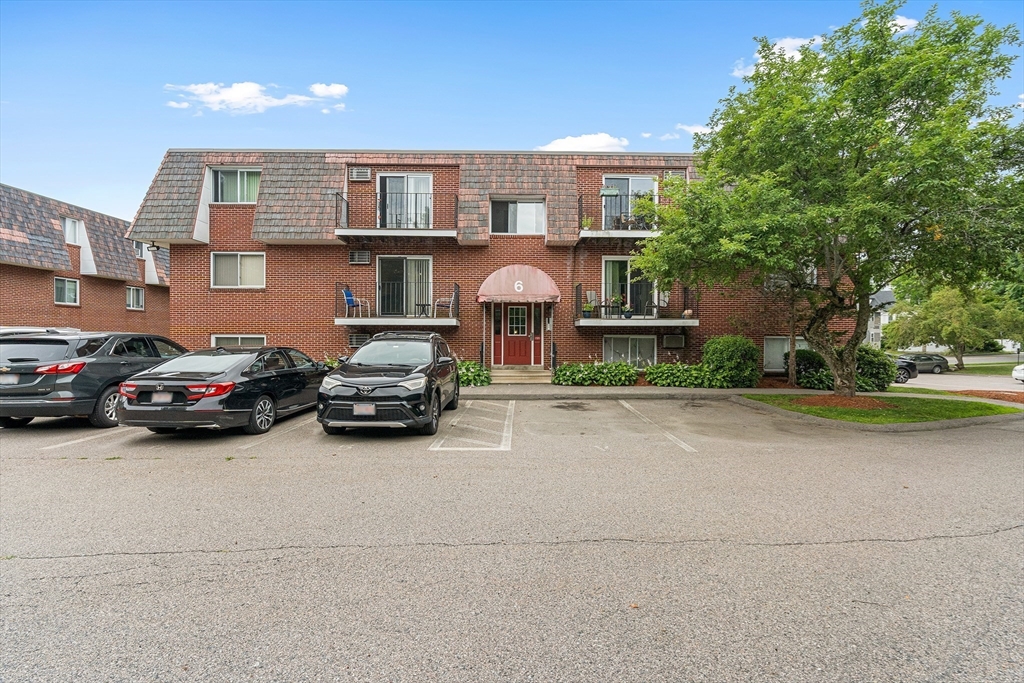 6 Apricot Street, Unit 10 Worcester, MA 01603 - Photo 30 of 33