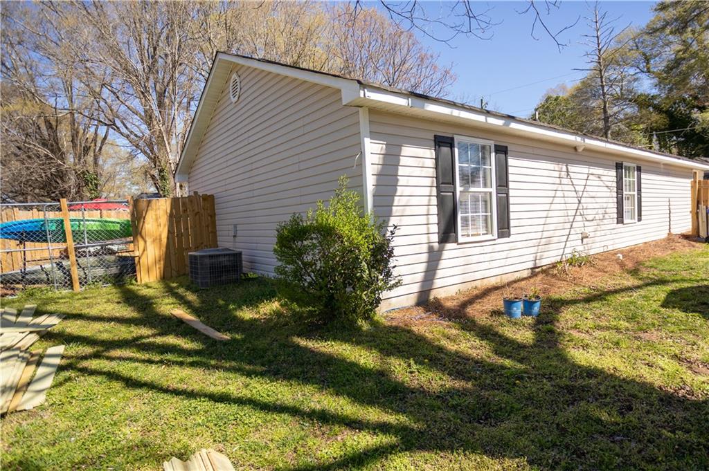 320 Harris Street Monroe, GA 30655 - Photo 29 of 32