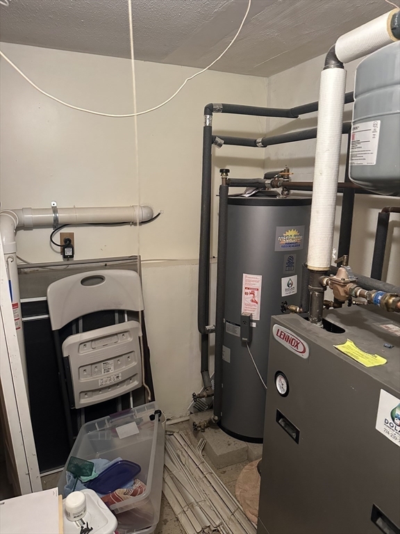 24 Seneca Drive Hudson, MA 01749 - Photo 23 of 30