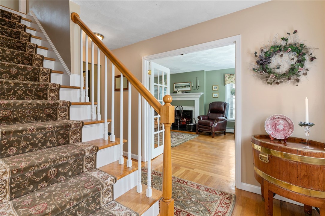 90 Foster Sheldon Road South Kingstown, RI 02879 - Photo 11 of 37 Gallery Image 11