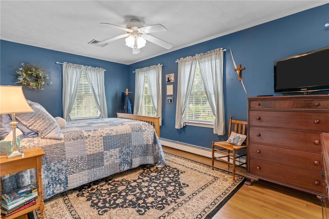 90 Foster Sheldon Road South Kingstown, RI 02879 - Photo 22 of 37 Gallery Image 22