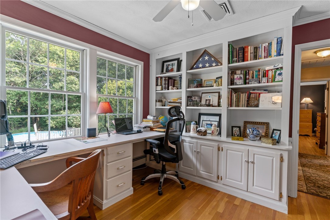 90 Foster Sheldon Road South Kingstown, RI 02879 - Photo 26 of 37 Gallery Image 26