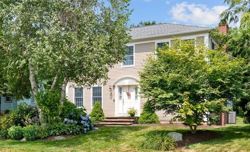90 Foster Sheldon Road South Kingstown, RI 02879 - Photo 33 of 37 Gallery Image 33