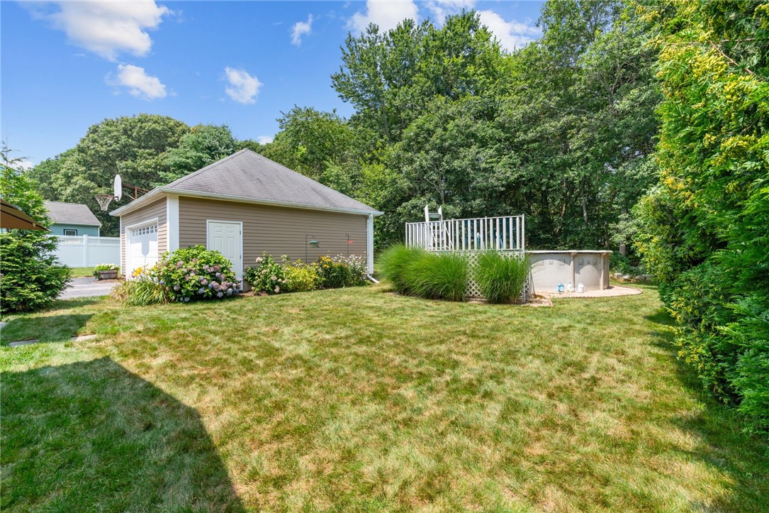 90 Foster Sheldon Road South Kingstown, RI 02879 - Photo 36 of 37 Gallery Image 36